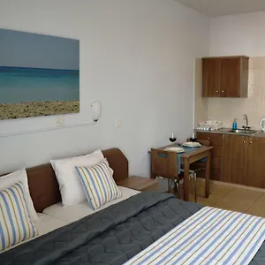 millies-apartments.hotelsatayianapa.com/