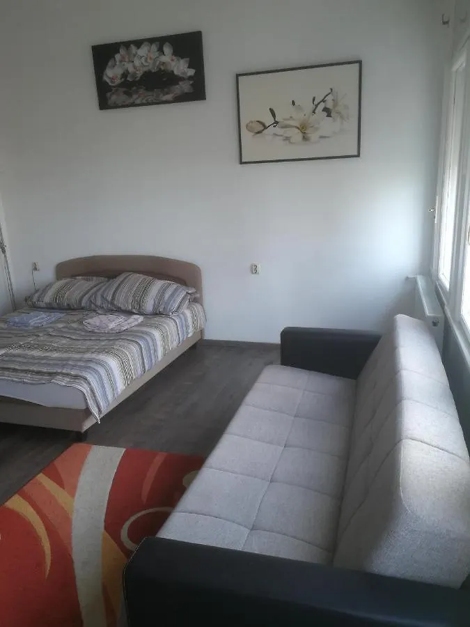 Next Door Apartment Budapest 0*,  Macaristan
